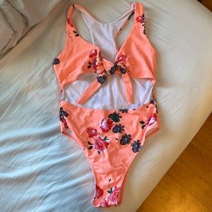 One piece swimsuit with cut out  (never worn)